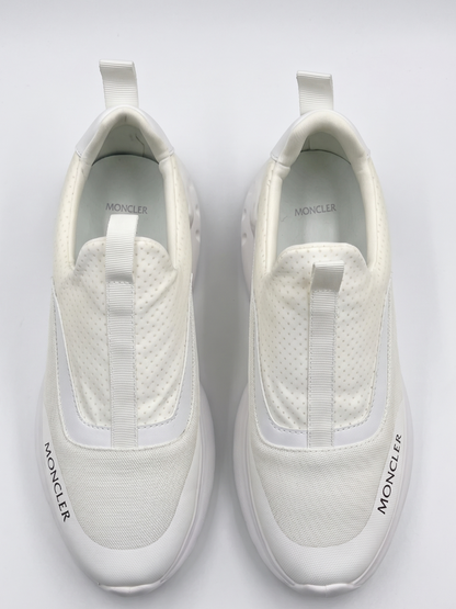 MONCLAER W