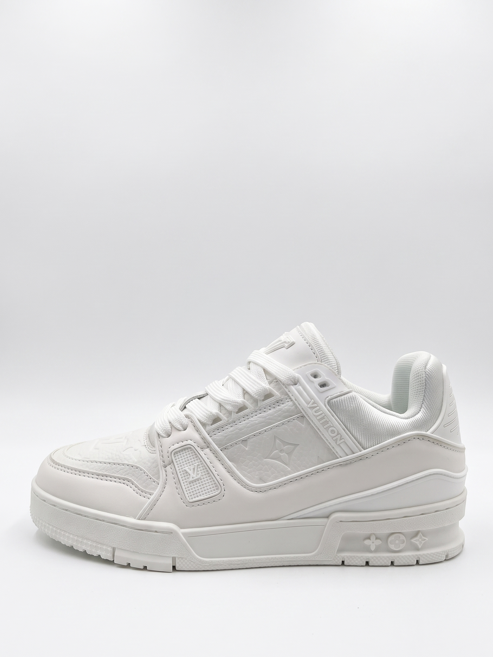 LOUIS VUITTON WHITE