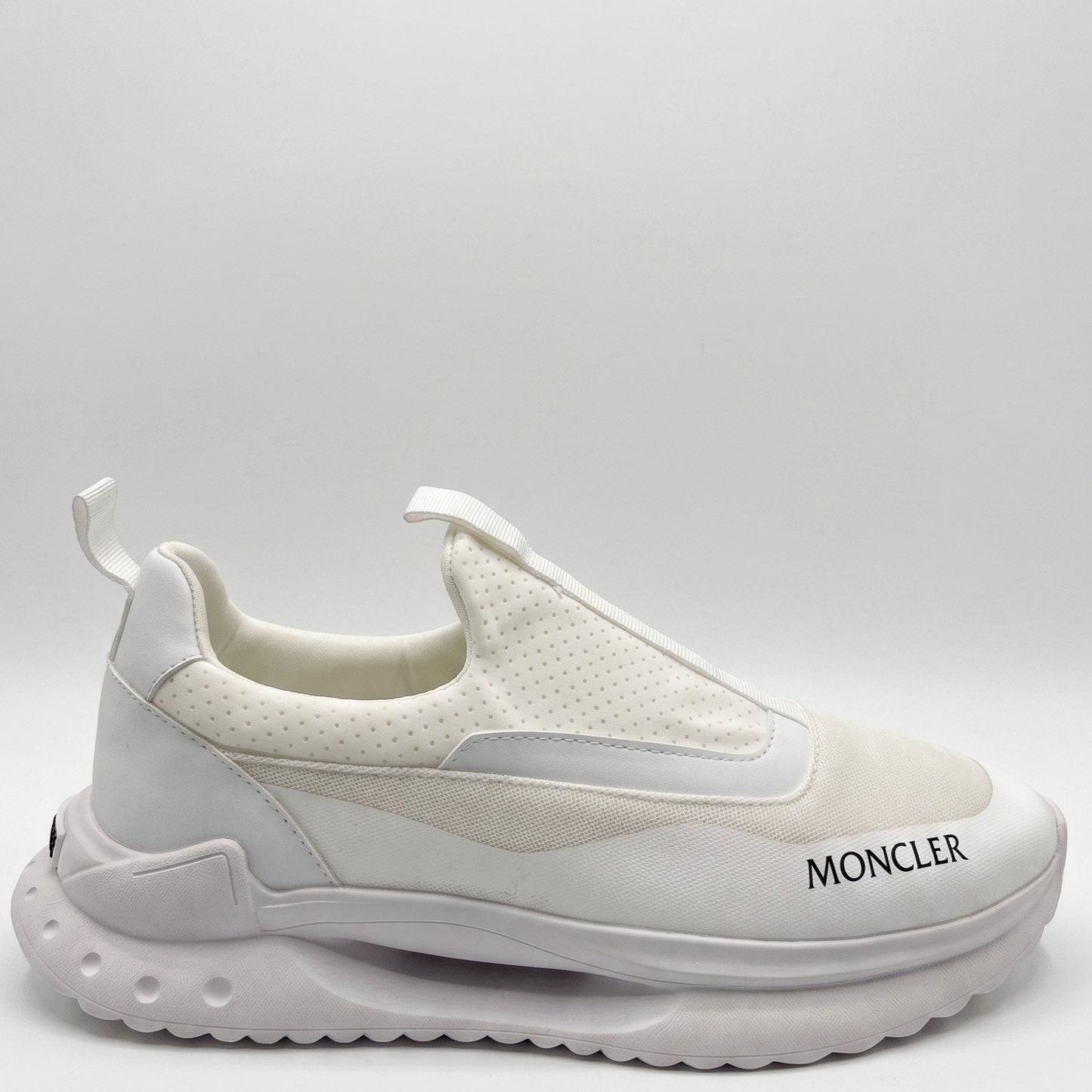 MONCLAER W