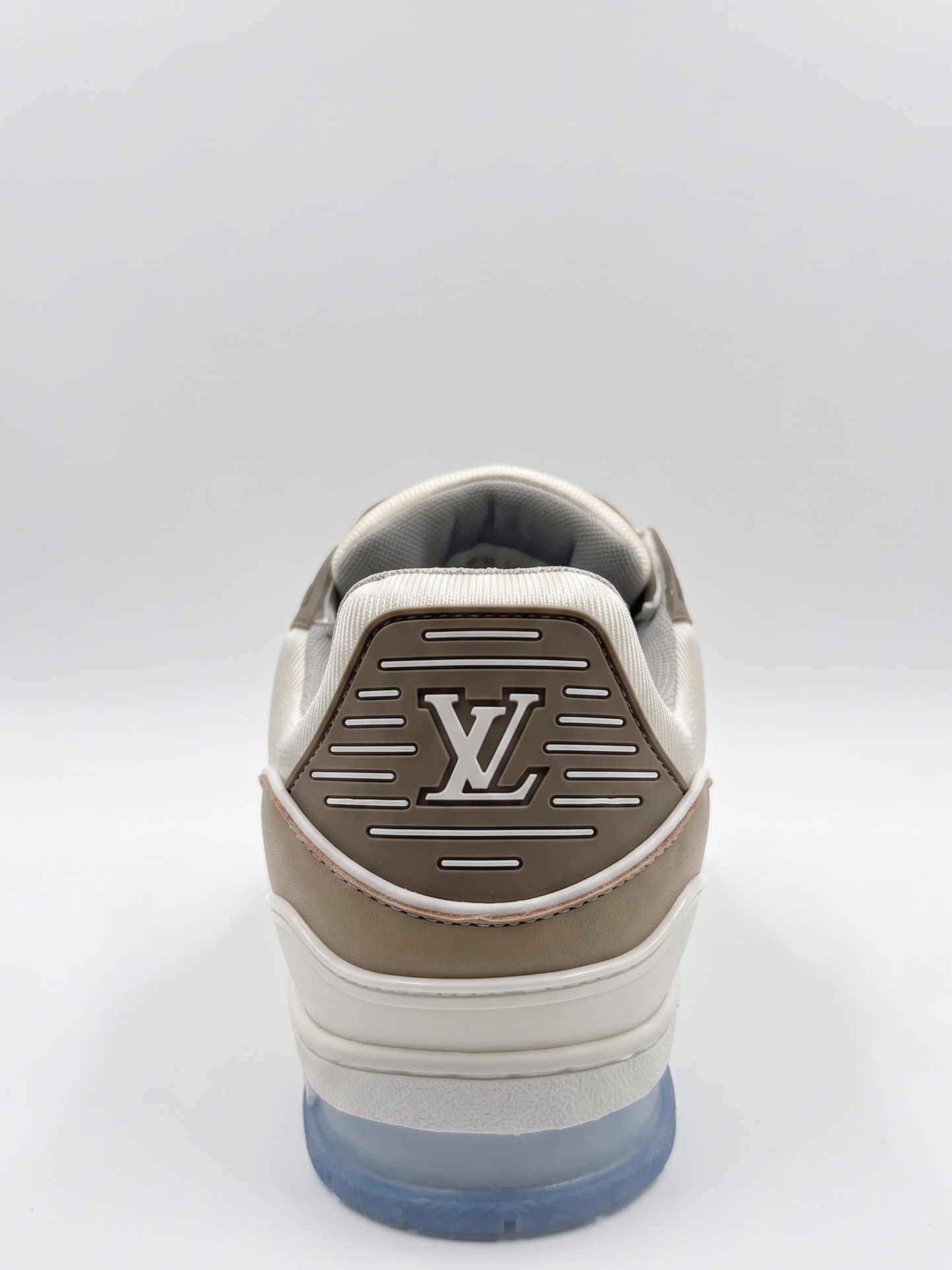LOUIS VUITTON BEIGE
